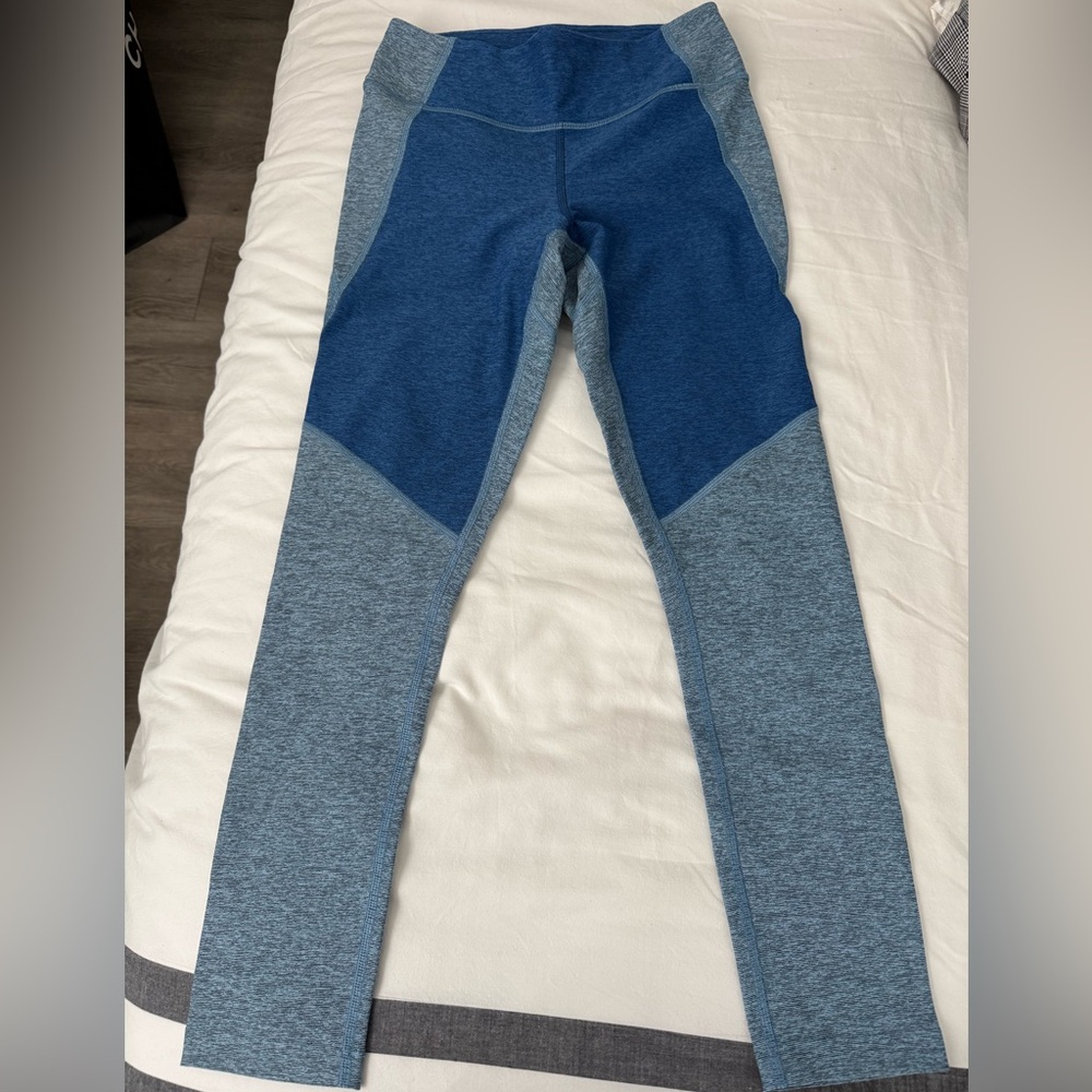 Outdoor Voices Blue color block leggings